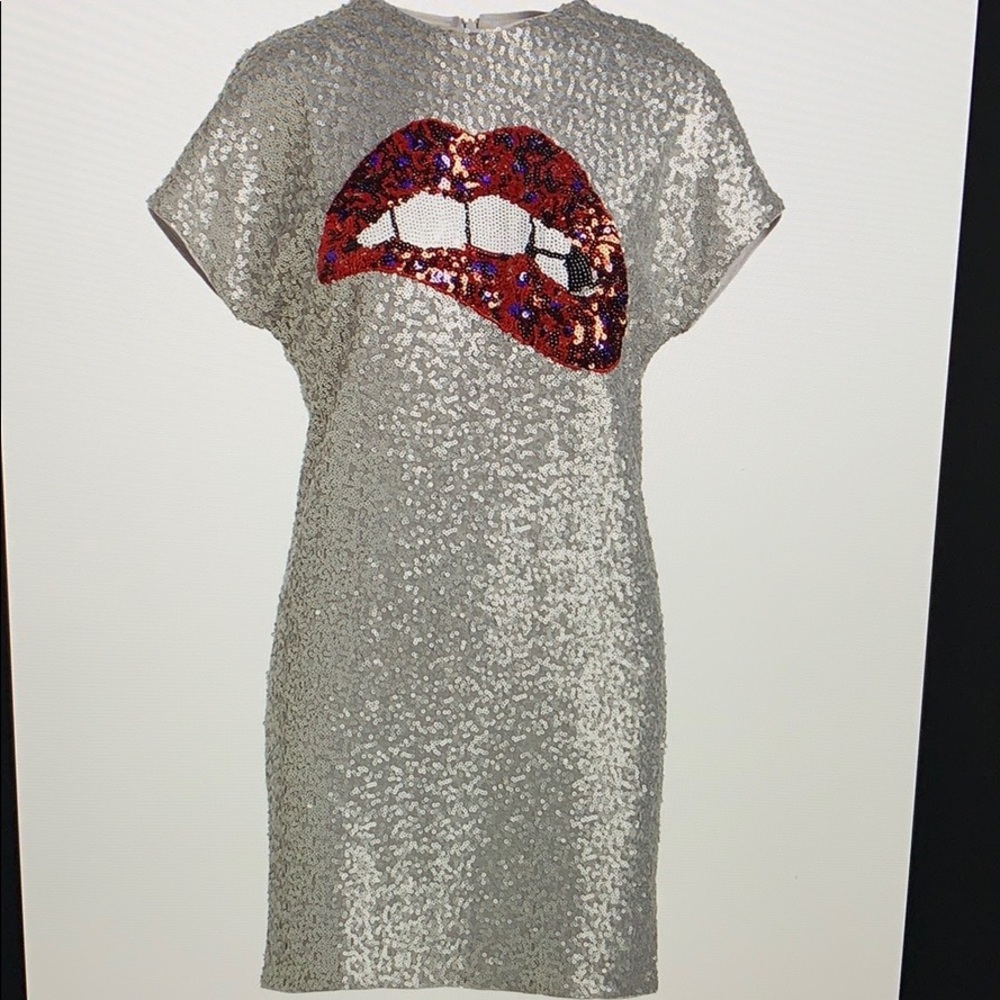 Aidan sequin short sleeve biting lips dress